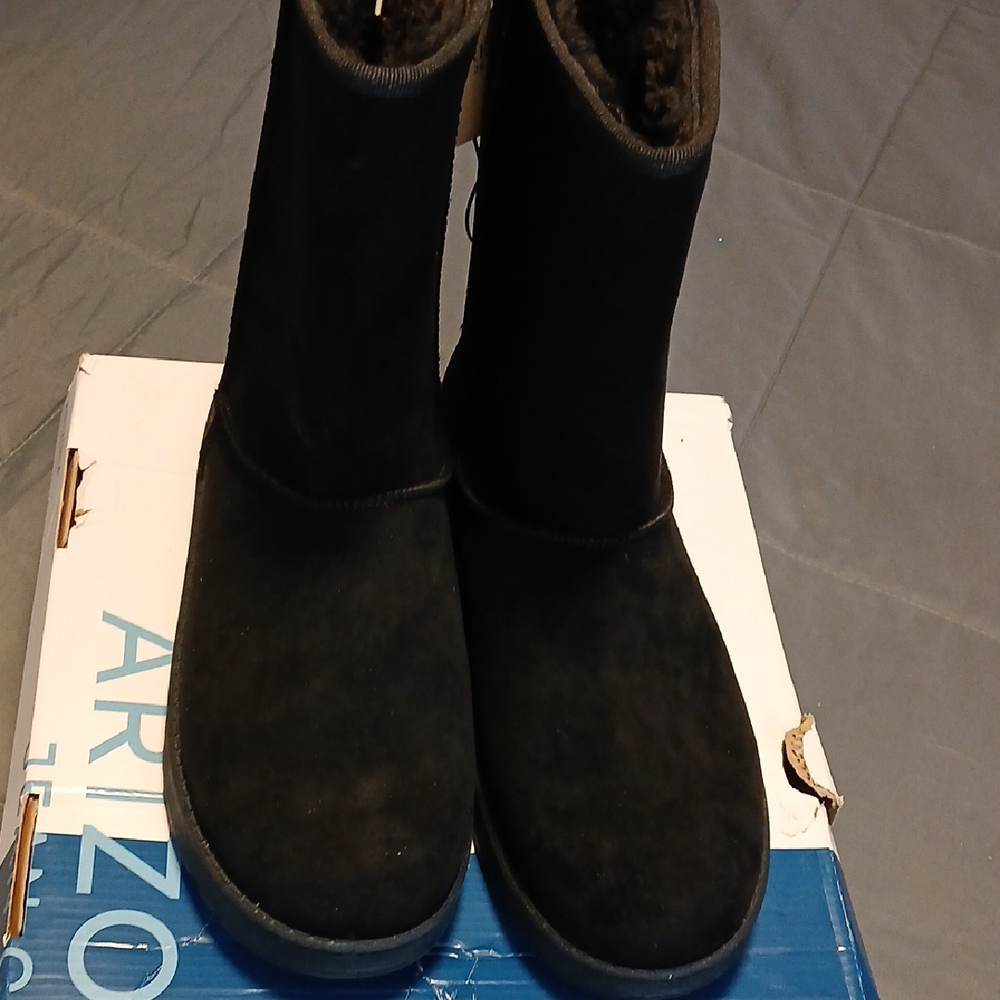 Arizona Jean Company Women's Black Ankle Boots